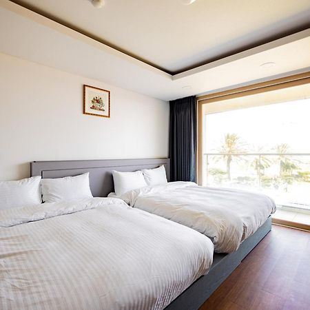Jeju Arumdaun Resort Sihung-ni Exterior photo