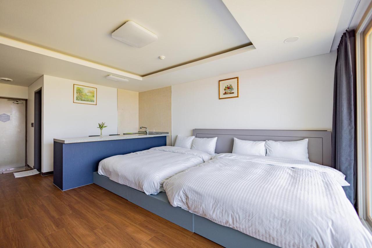 Jeju Arumdaun Resort Sihung-ni Exterior photo