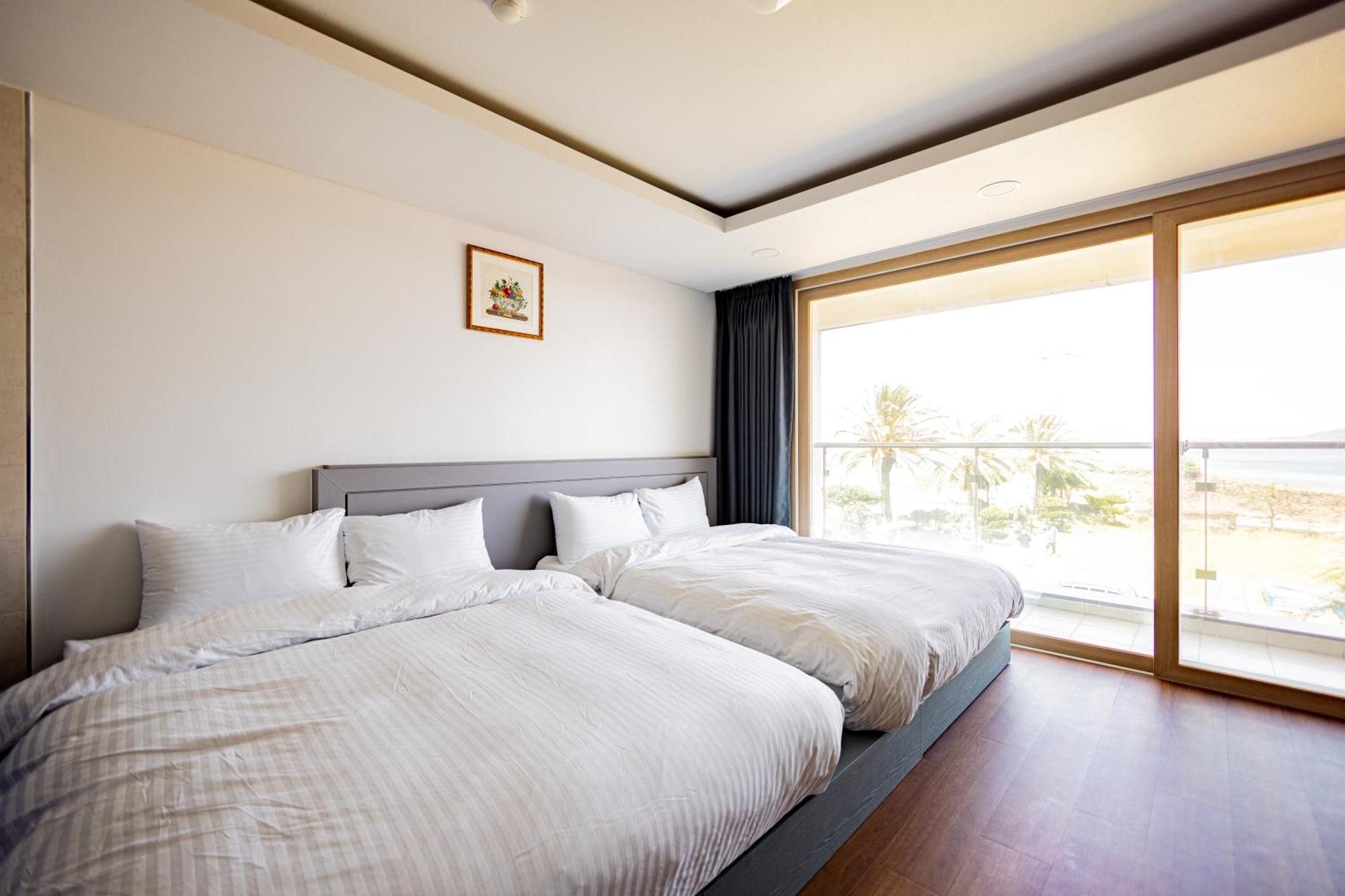 Jeju Arumdaun Resort Sihung-ni Exterior photo