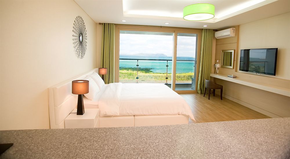 Jeju Arumdaun Resort Sihung-ni Exterior photo